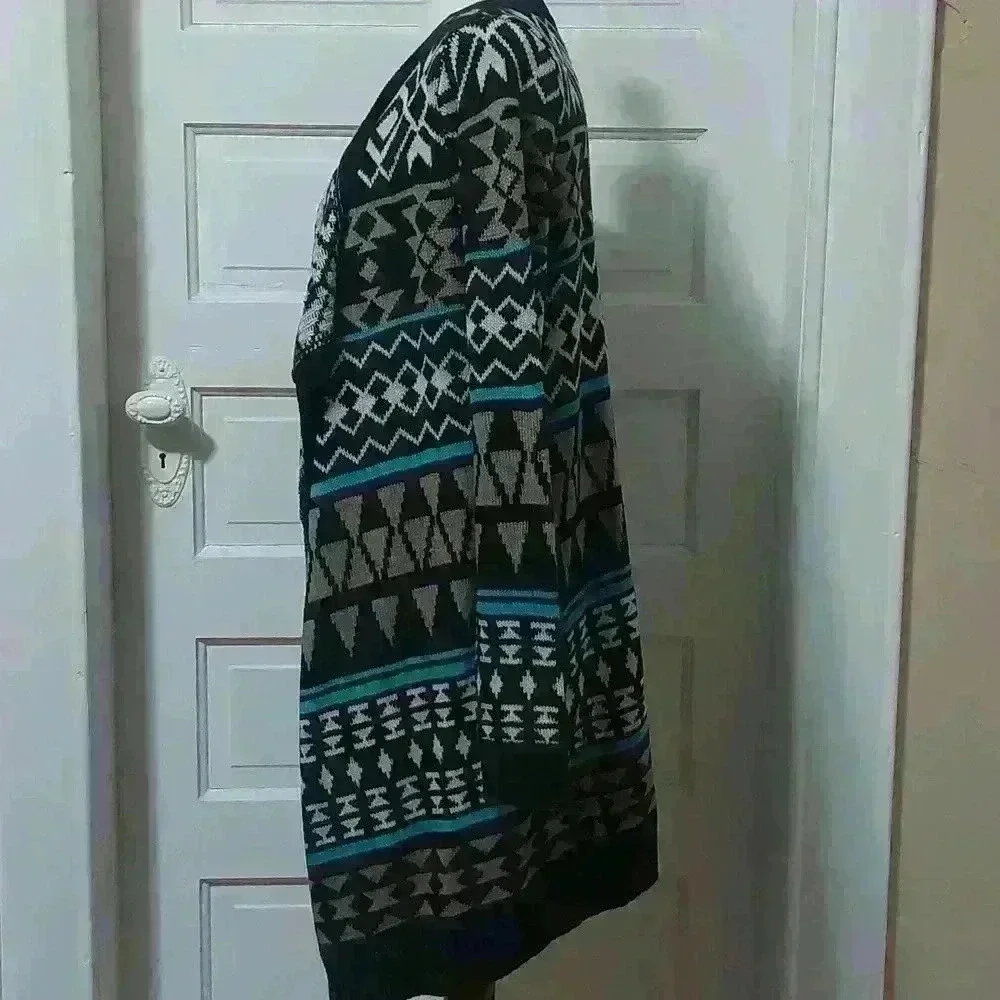 Active designed in Los Angeles cardigan #0322C
